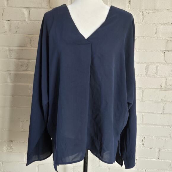 La Mode Tops - Minimalist Navy Blue V-Neck Roll Tab Long Sleeve Tunic Blouse Business Casual